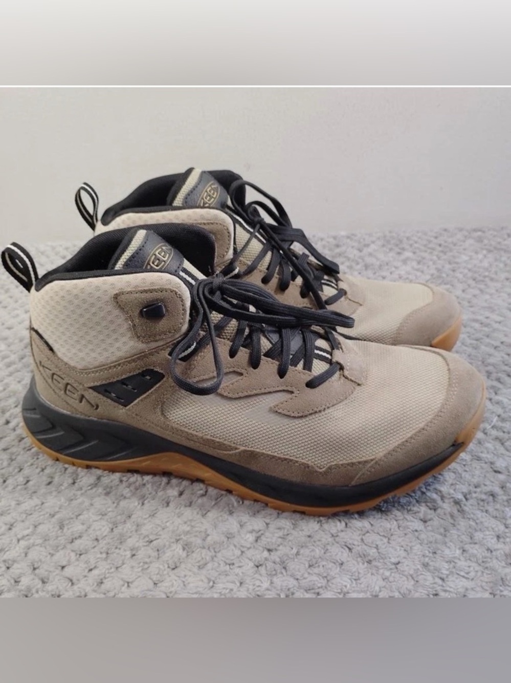 KEEN Men's Beige/Tan Trail Boots with Black Accents Size 13 for man